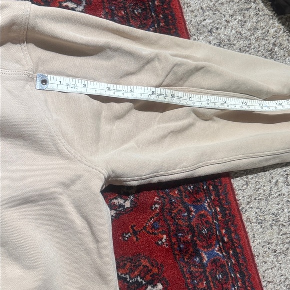 Lululemon Men's Cream Sweatshirt - Picture 9 of 9